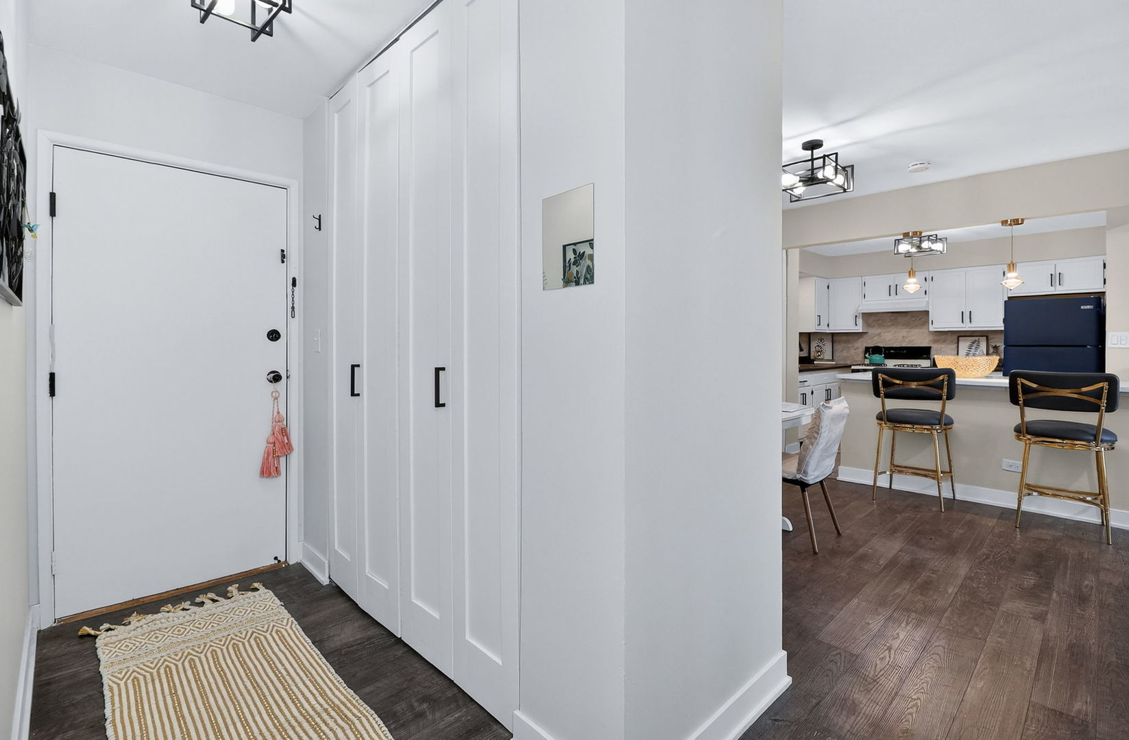 6630 S Brainard Avenue #409, Countryside, IL 60525