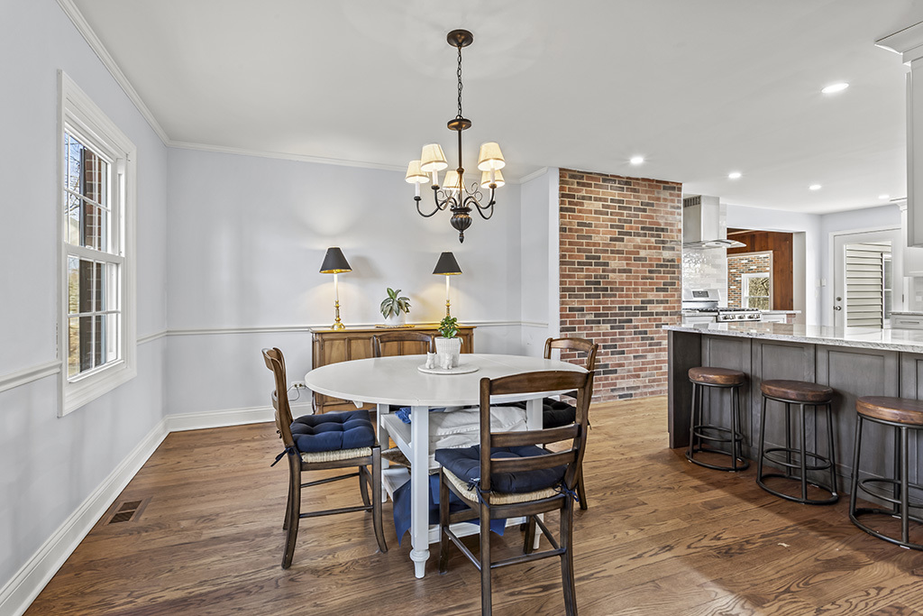 14201 S Chickasaw Trail, Homer Glen, IL 60491