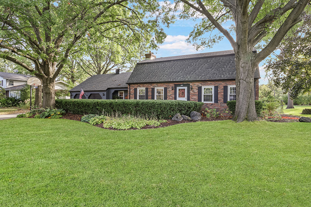 14201 S Chickasaw Trail, Homer Glen, IL 60491