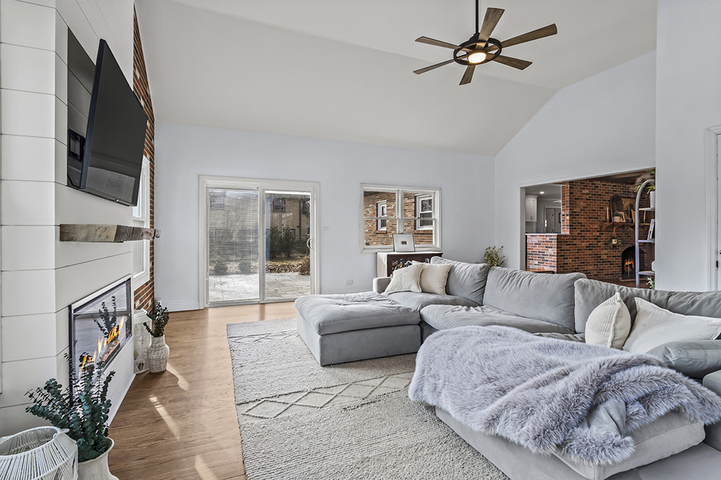 14201 S Chickasaw Trail, Homer Glen, IL 60491