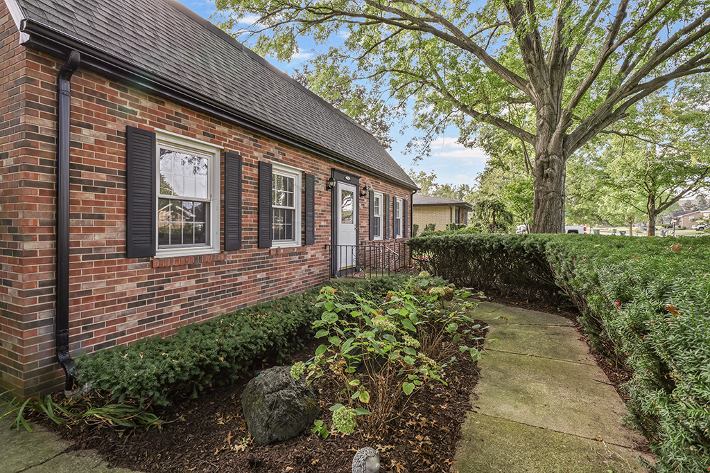 14201 S Chickasaw Trail, Homer Glen, IL 60491