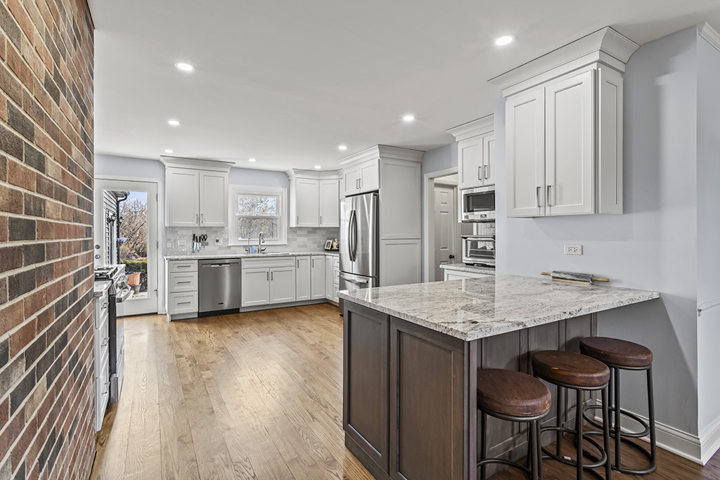 14201 S Chickasaw Trail, Homer Glen, IL 60491