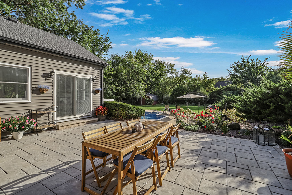 14201 S Chickasaw Trail, Homer Glen, IL 60491