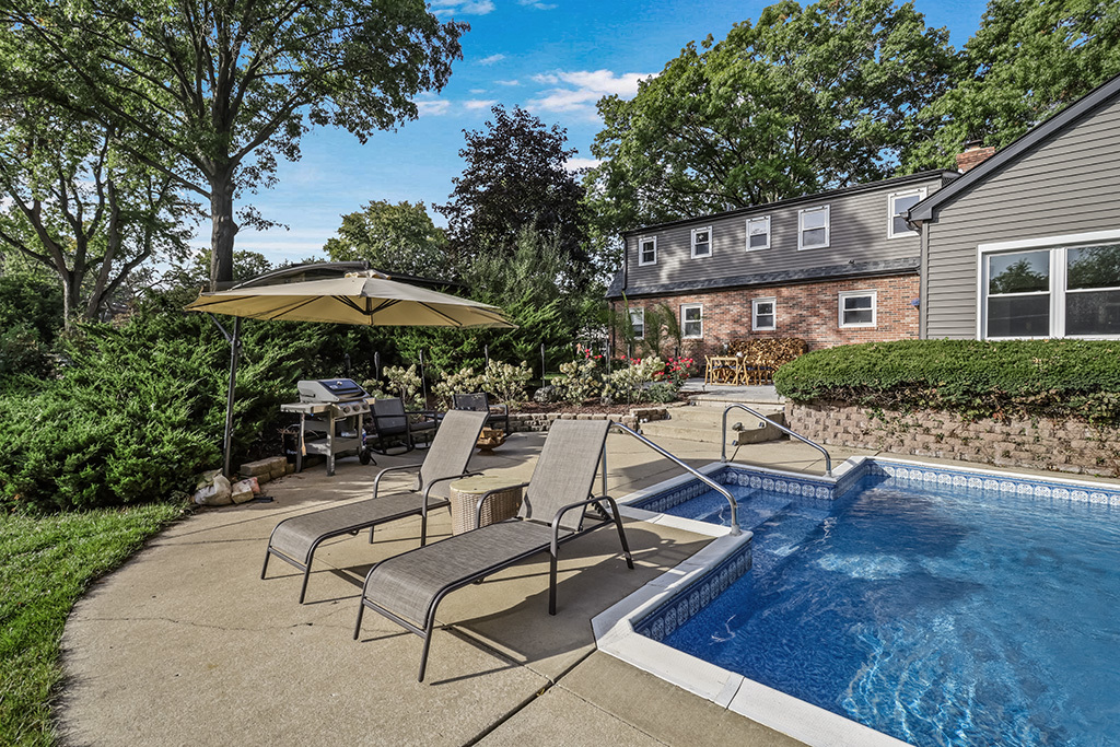 14201 S Chickasaw Trail, Homer Glen, IL 60491