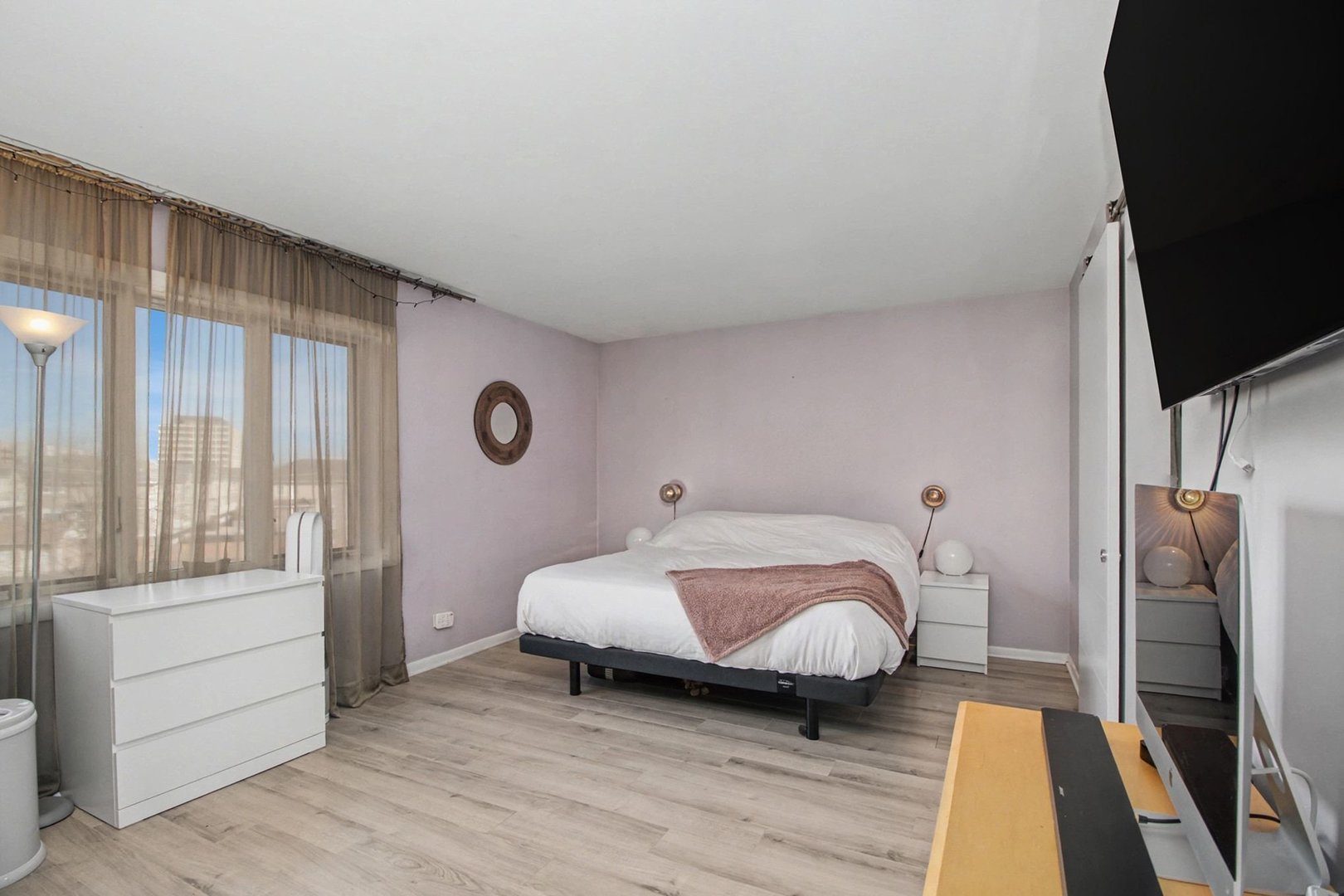 900 CENTER Street #3A, Des Plaines, IL 60016