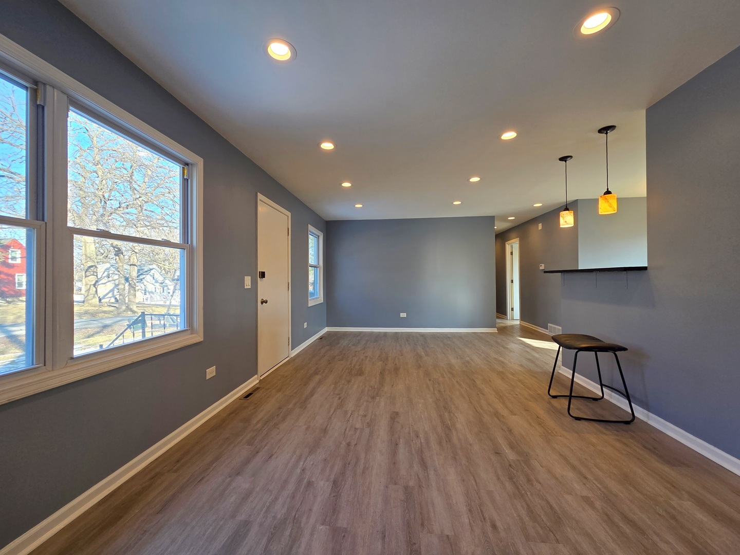 817 Tomahawk Trail, Round Lake Heights, IL 60073