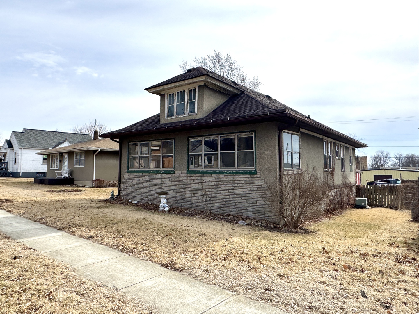 219 W Erie Street, Spring Valley, IL 61362