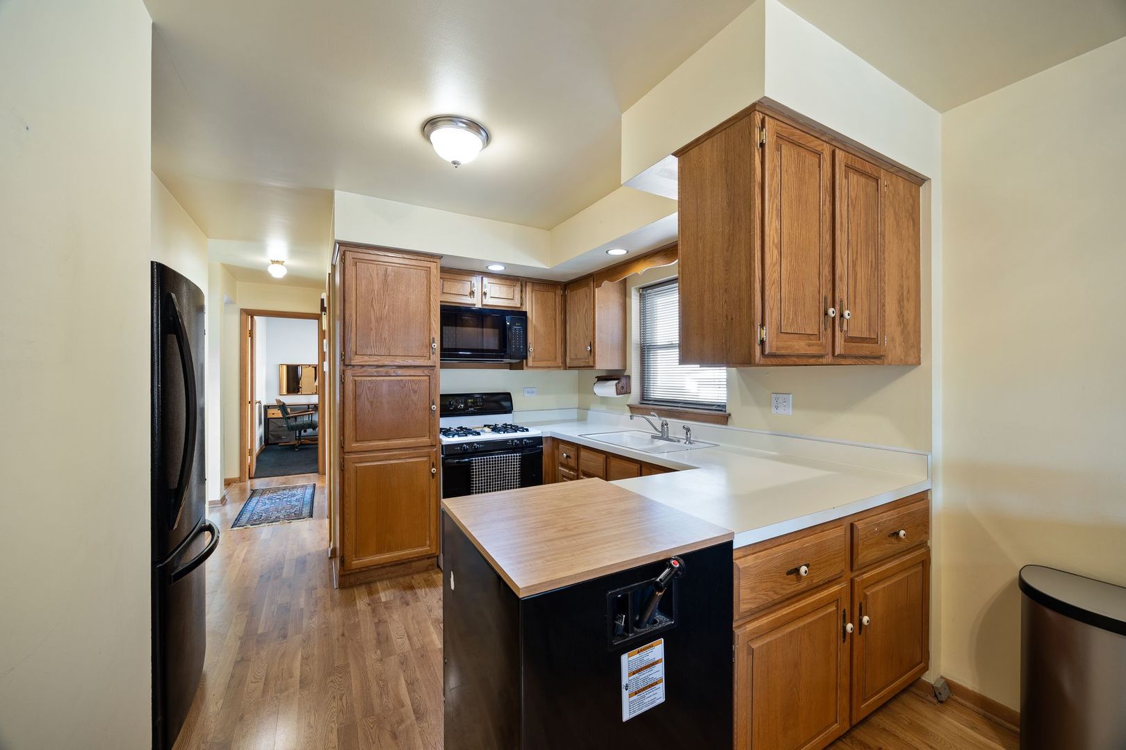 4239 Park Avenue, Brookfield, IL 60513