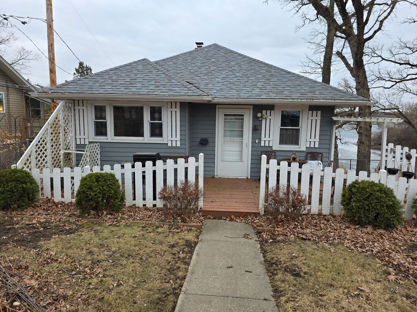 24927 W Forest Drive, Lake Villa, IL 60046