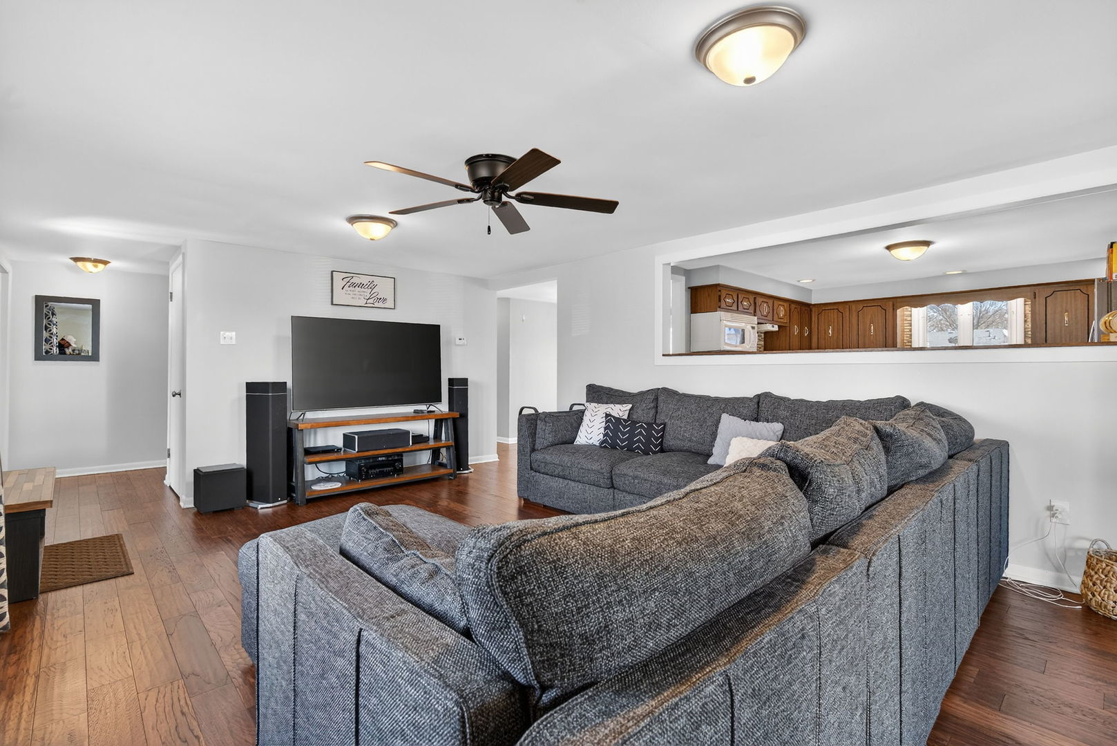 2408 Meridian Drive, Joliet, IL 60431