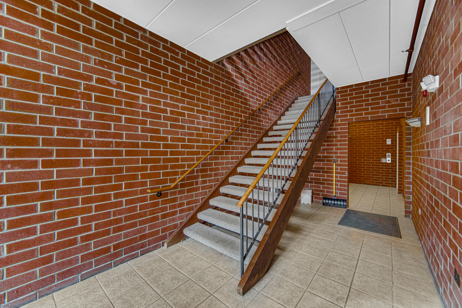 7920 Trinity Circle #4SW, Tinley Park, IL 60487