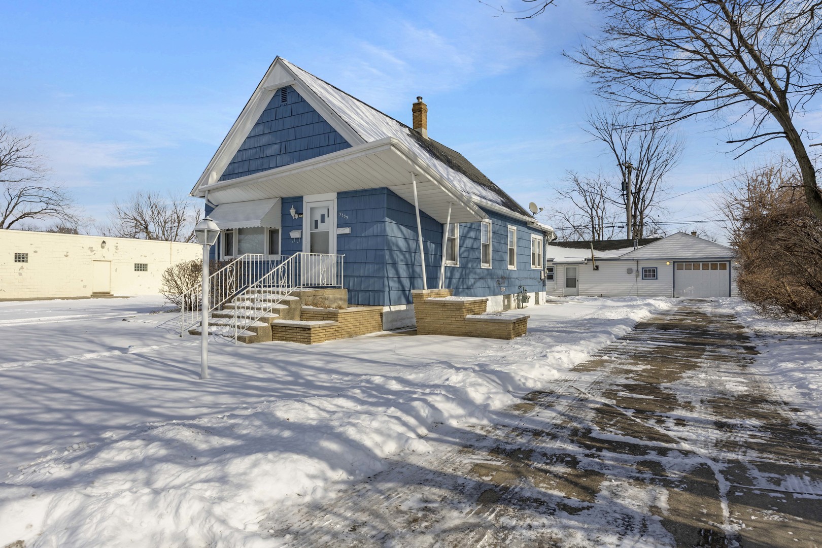 3333 Union Avenue, Steger, IL 60475