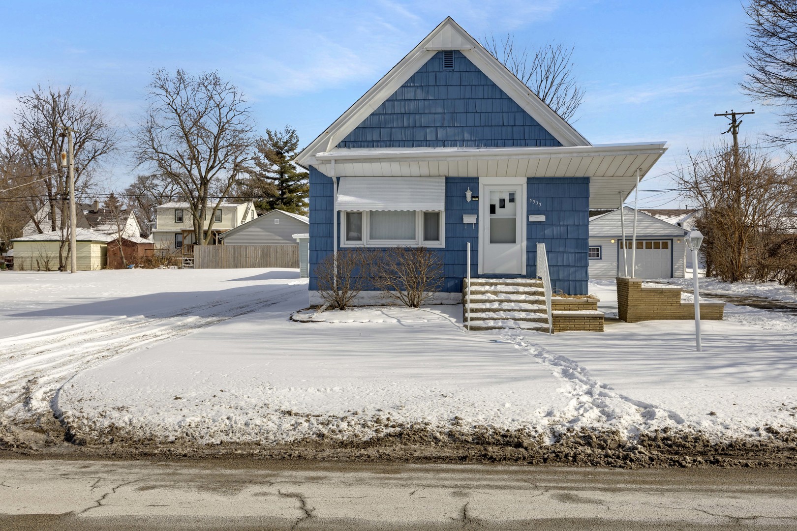 3333 Union Avenue, Steger, IL 60475