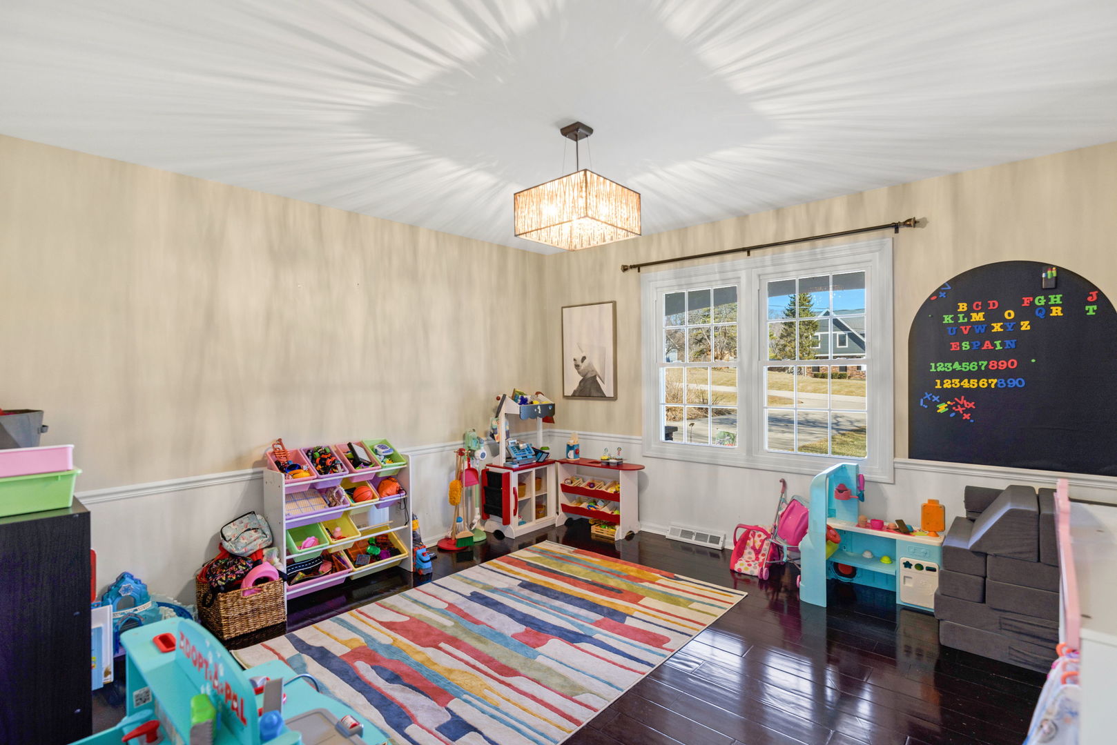 27942 N Lakeview Circle, McHenry, IL 60051