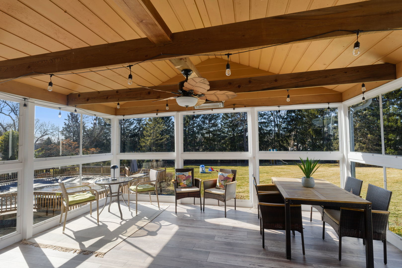 27942 N Lakeview Circle, McHenry, IL 60051