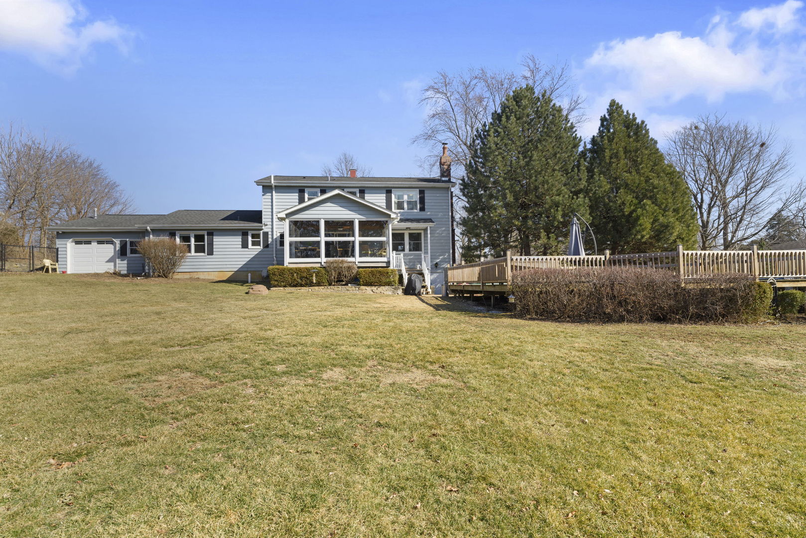 27942 N Lakeview Circle, McHenry, IL 60051