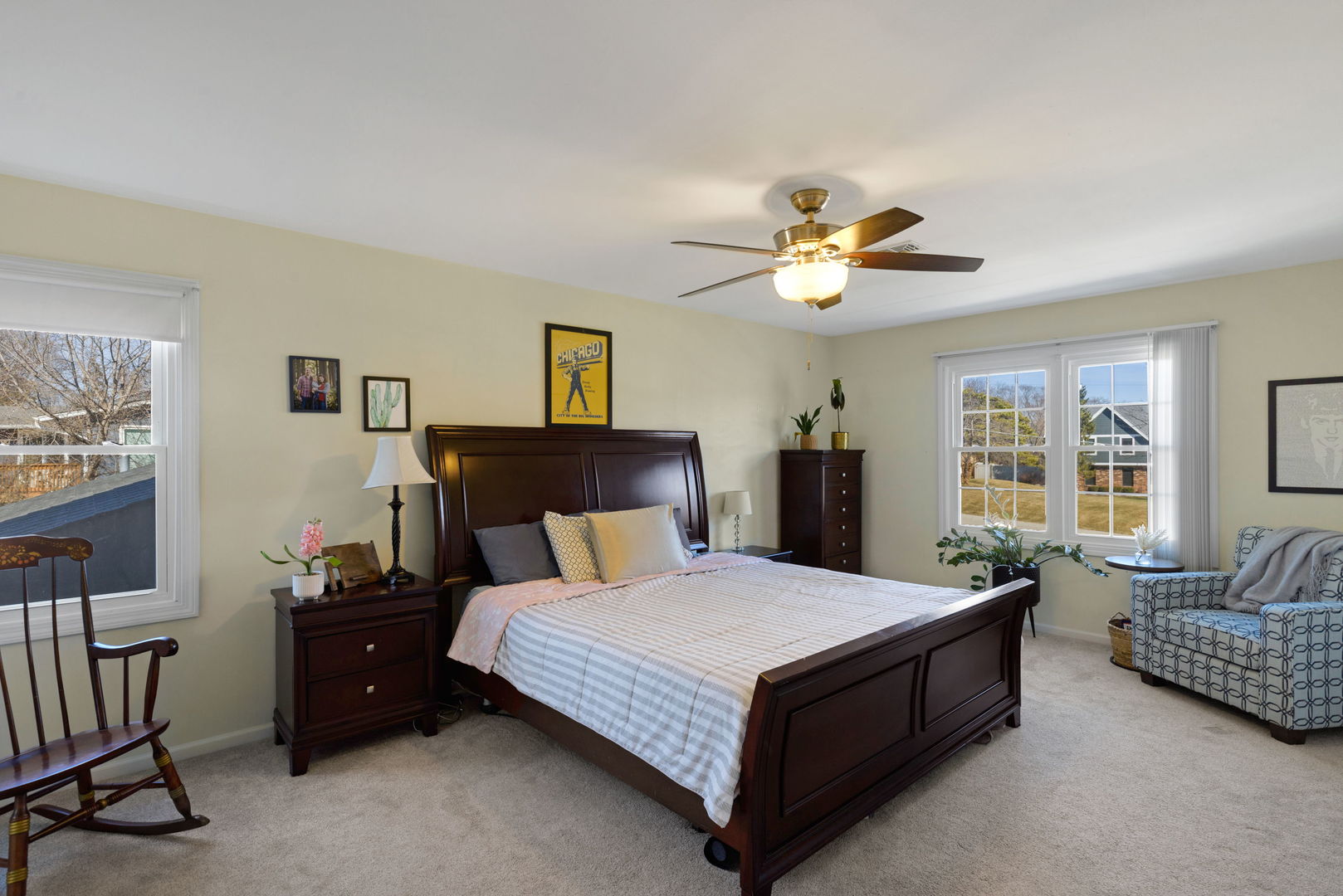 27942 N Lakeview Circle, McHenry, IL 60051