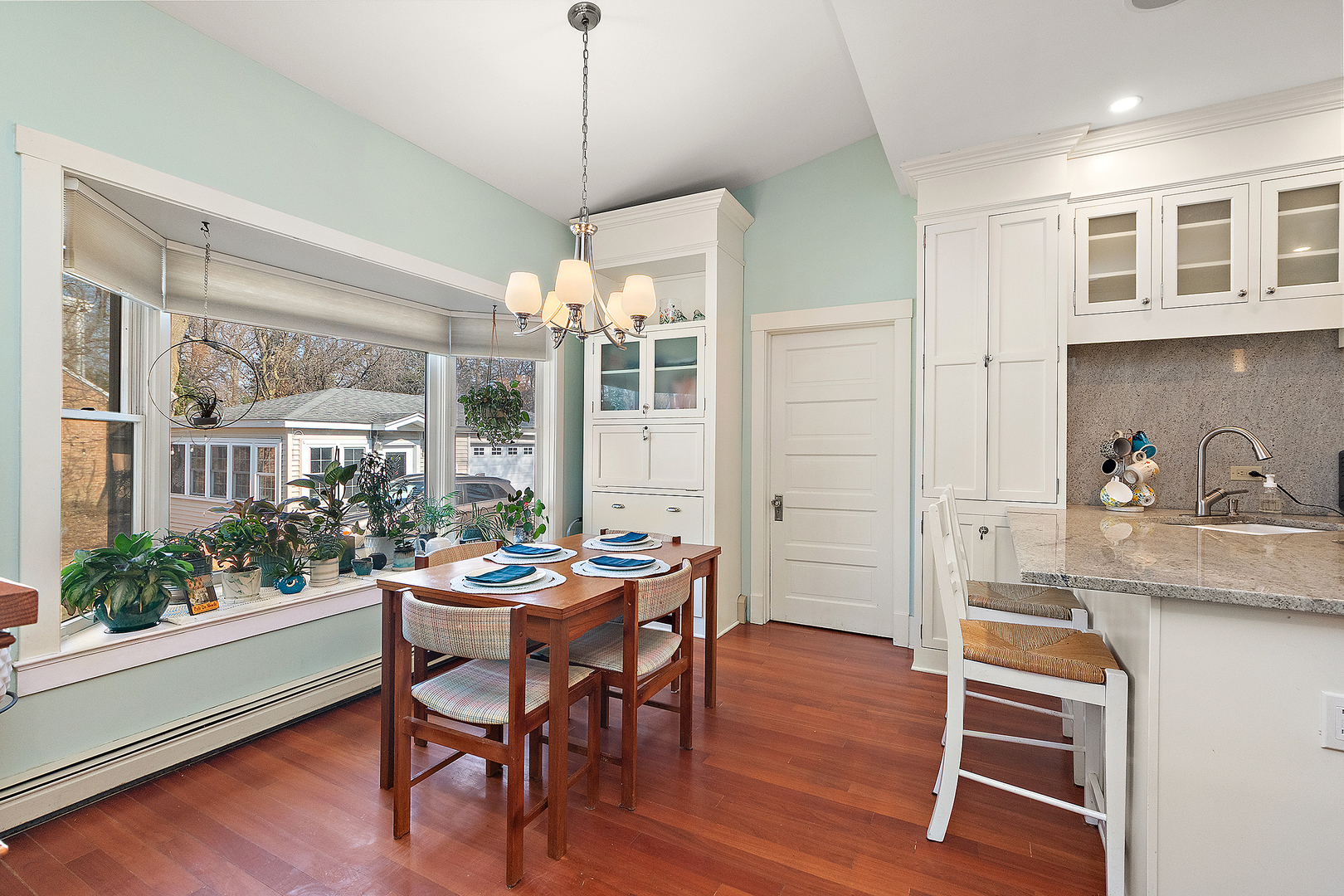 2158 Cedar Road, Homewood, IL 60430