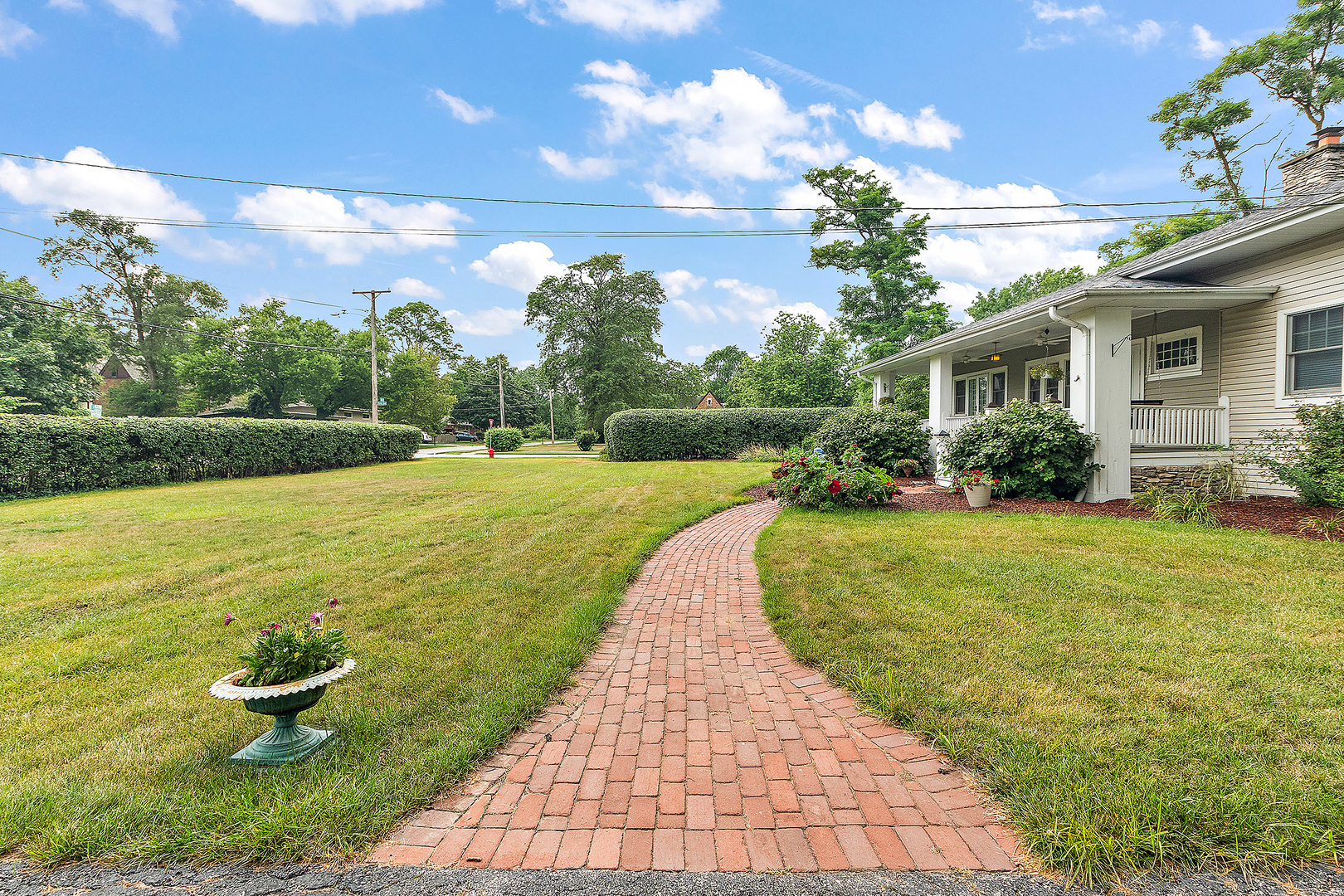 2158 Cedar Road, Homewood, IL 60430