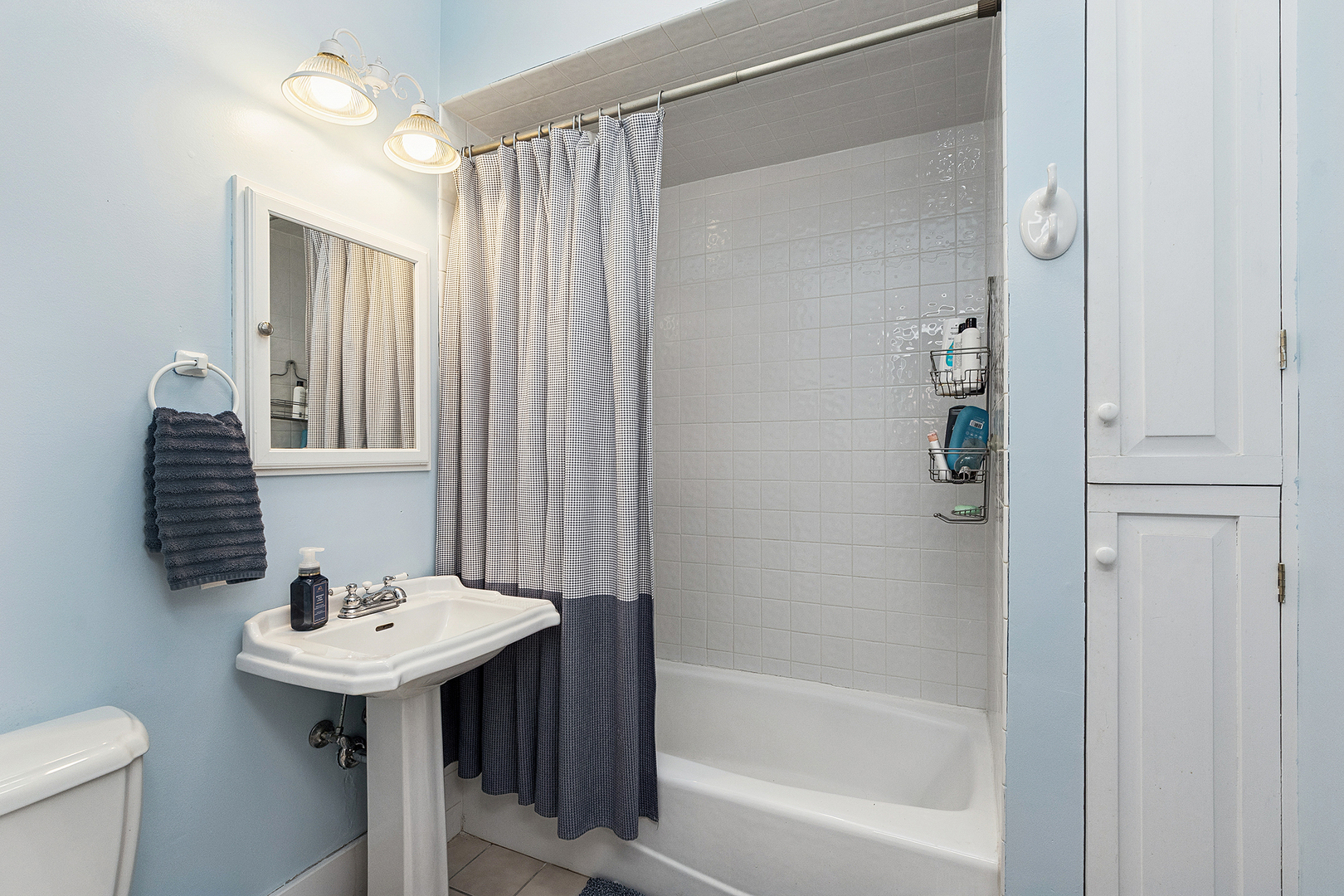 2158 Cedar Road, Homewood, IL 60430