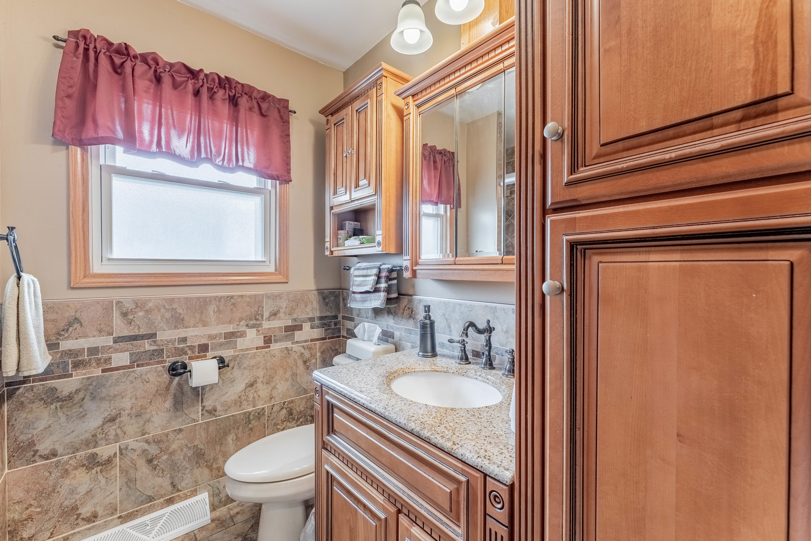 3640 Hawthorne Street, Franklin Park, IL 60131