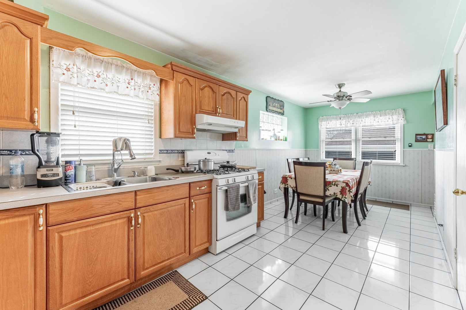 3640 Hawthorne Street, Franklin Park, IL 60131