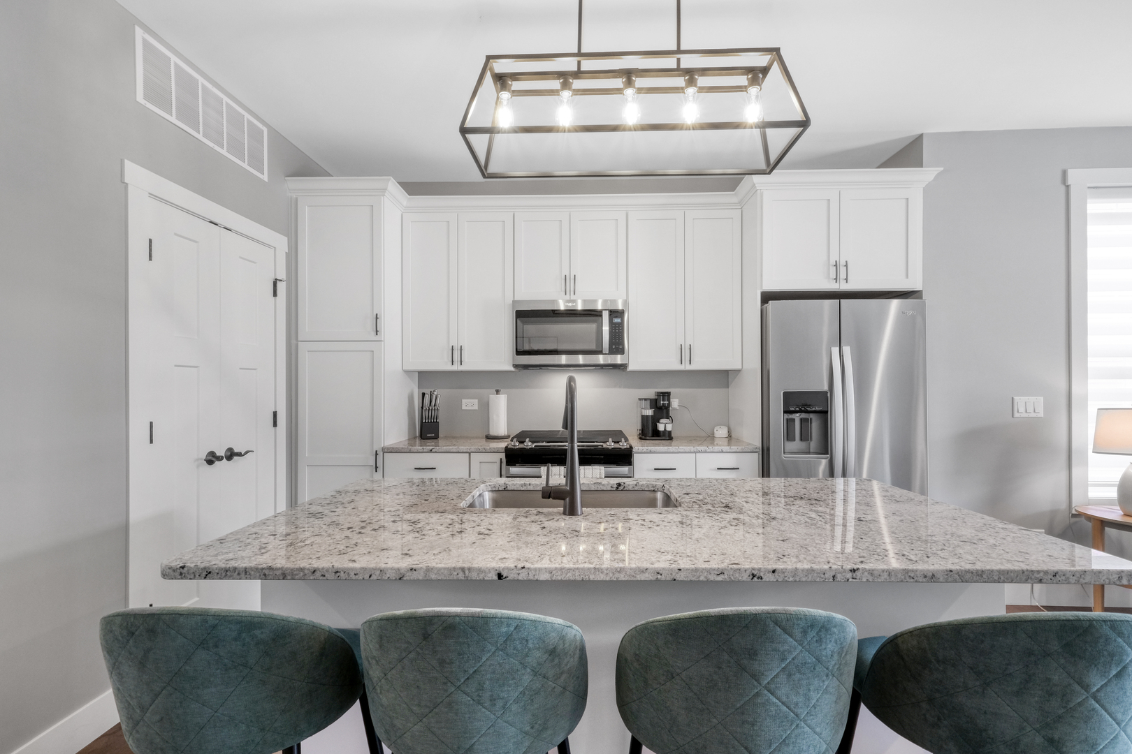 100 Great Loop East Drive #54, Ottawa, IL 61350