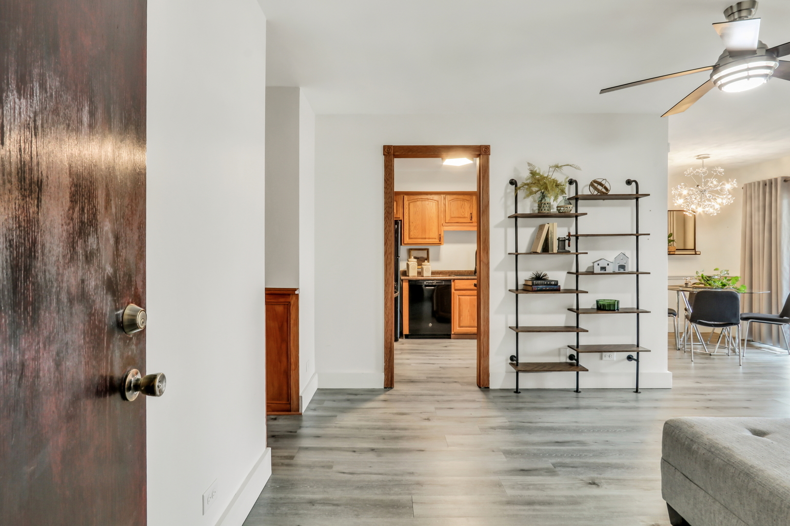 5231 Rockpointe Court #5231, Gurnee, IL 60031