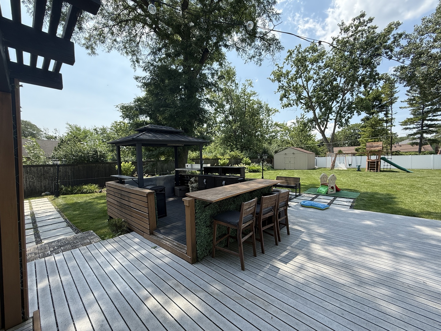 684 Pfingsten Road, Northbrook, IL 60062