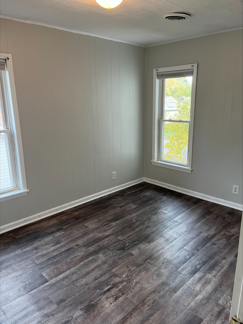 702 E Joliet Street, Ottawa, IL 61350