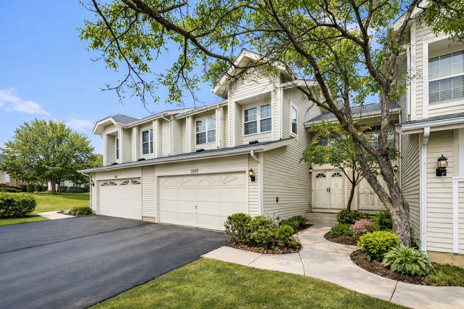 616 Manomet Court, Schaumburg, IL 60173