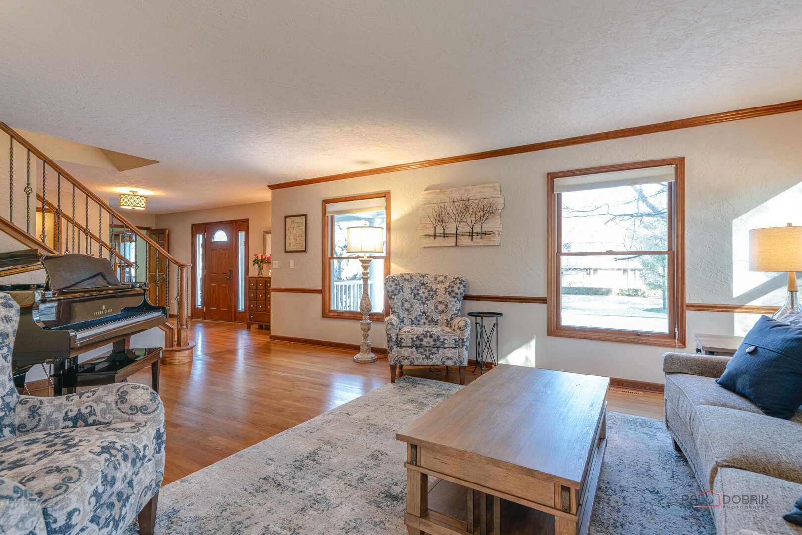 331 E Winchester Road, Libertyville, IL 60048