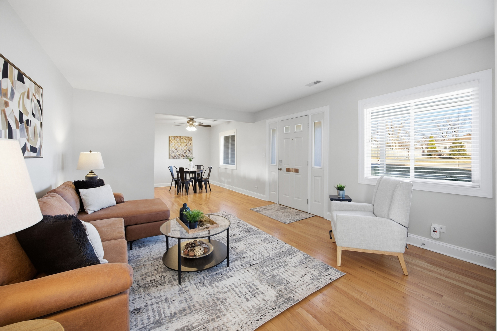 1120 N Bluebonnet Lane, Hoffman Estates, IL 60169