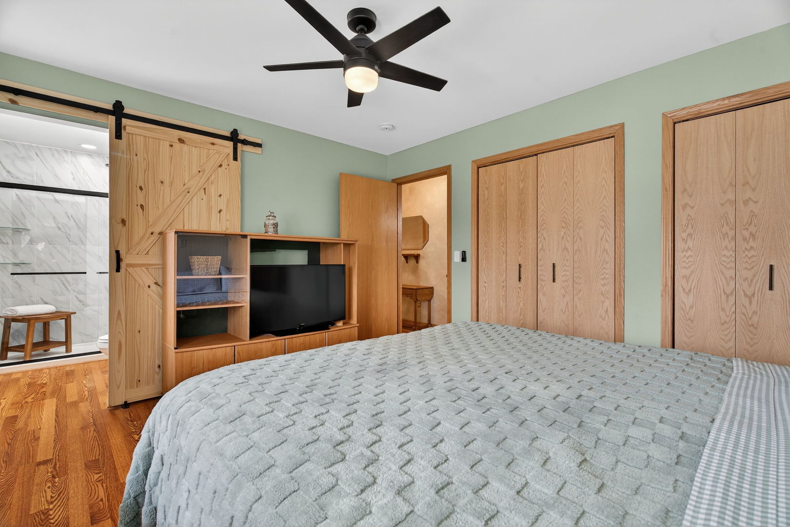 15 E Cedar Court, Yorkville, IL 60560