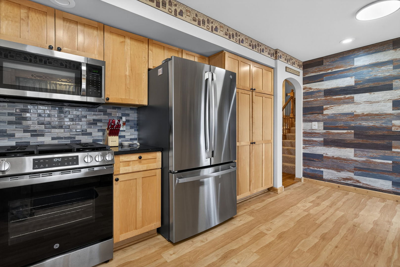 15 E Cedar Court, Yorkville, IL 60560