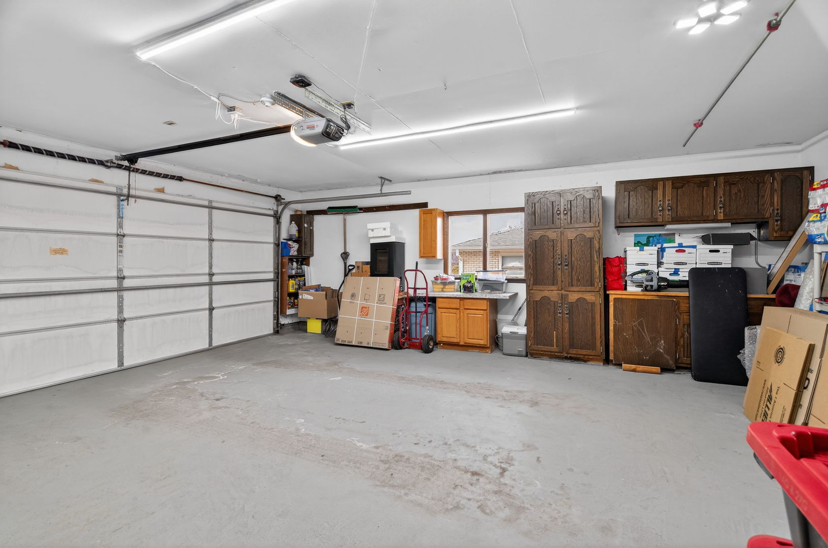 15 E Cedar Court, Yorkville, IL 60560