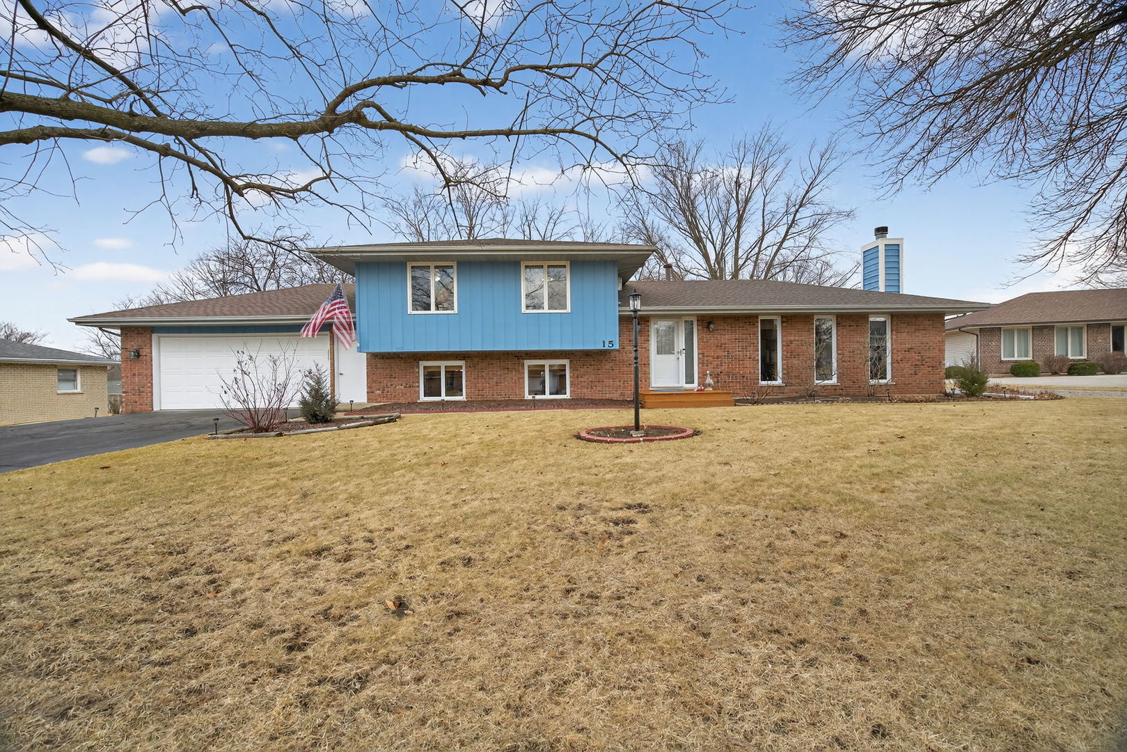 15 E Cedar Court, Yorkville, IL 60560