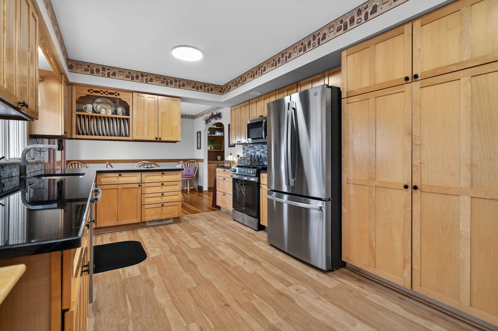 15 E Cedar Court, Yorkville, IL 60560