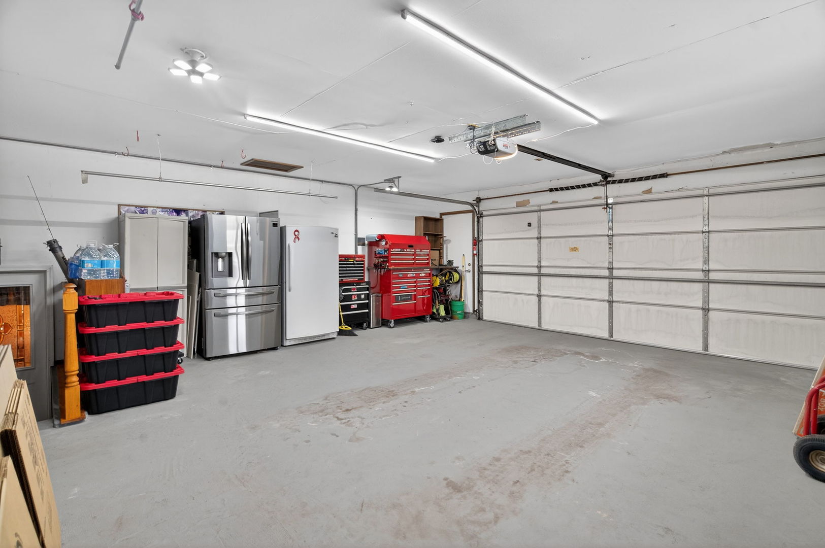 15 E Cedar Court, Yorkville, IL 60560