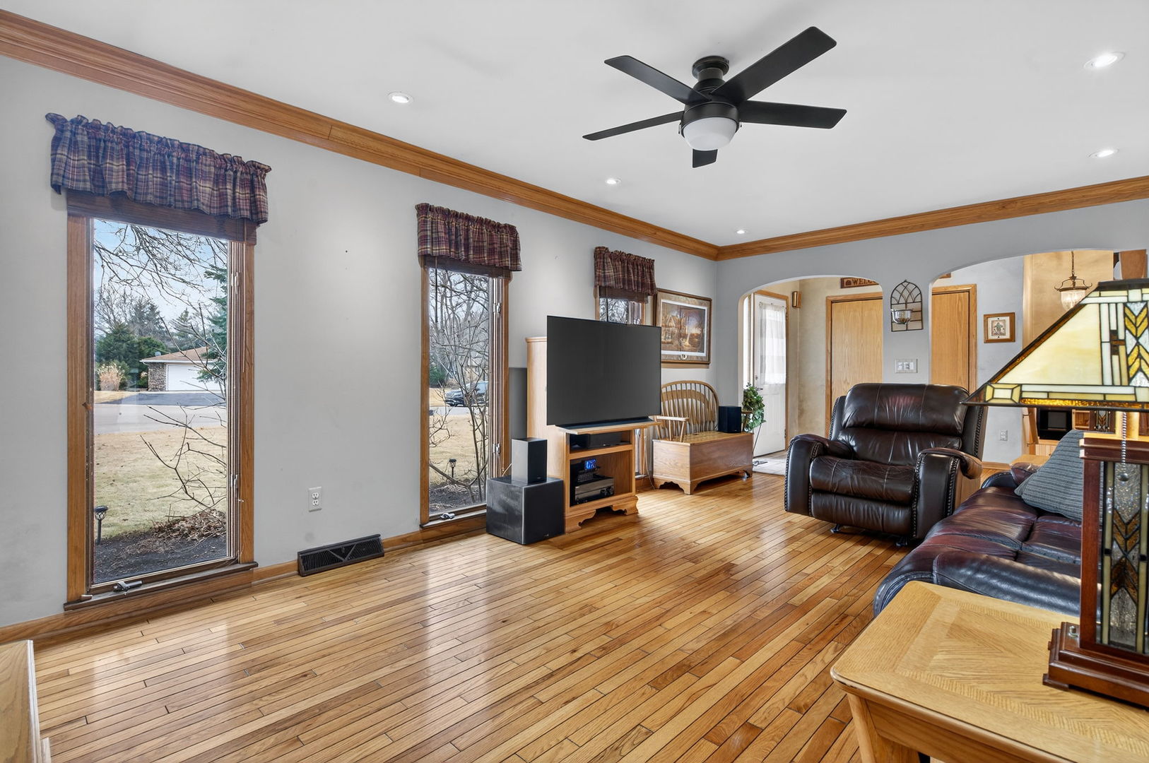 15 E Cedar Court, Yorkville, IL 60560