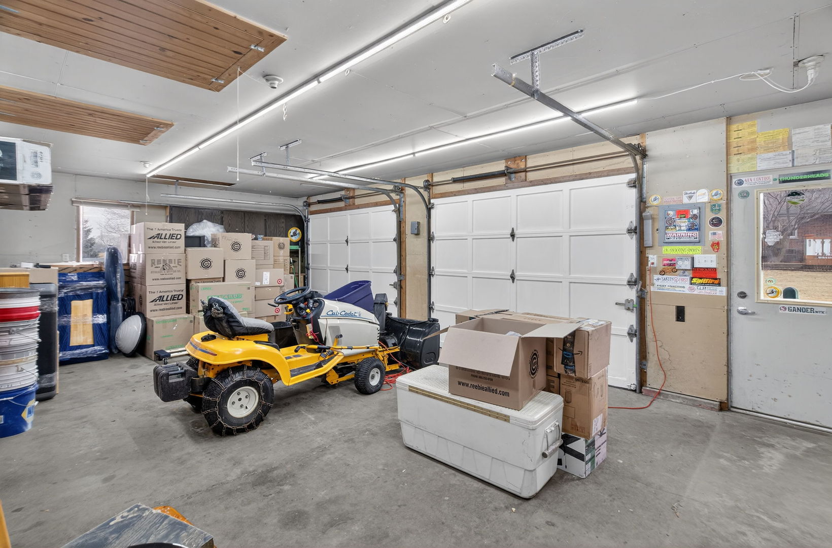 15 E Cedar Court, Yorkville, IL 60560