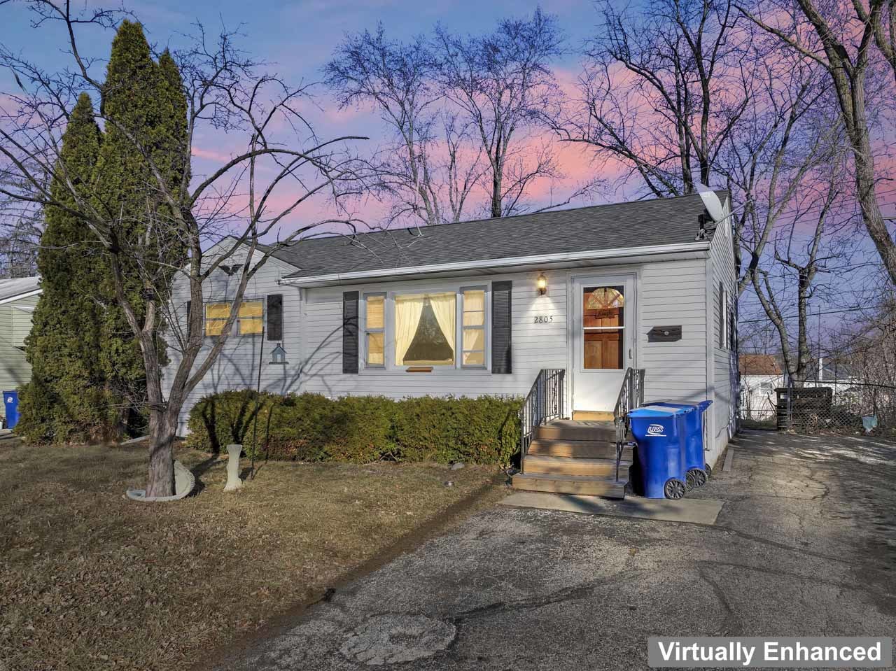 2805 N Elmwood Avenue, Waukegan, IL 60087