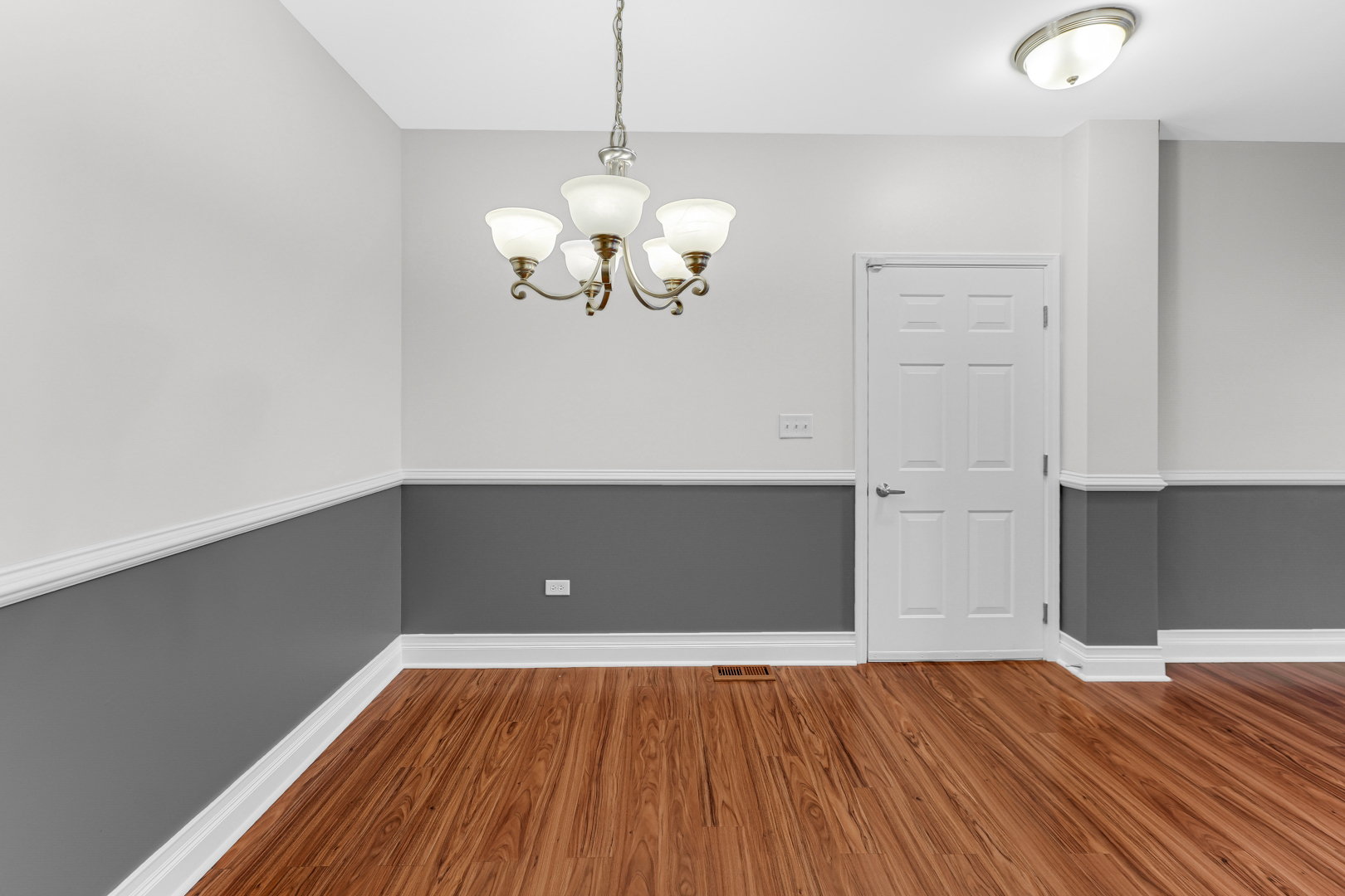 10201 Camden Lane #A, Bridgeview, IL 60455