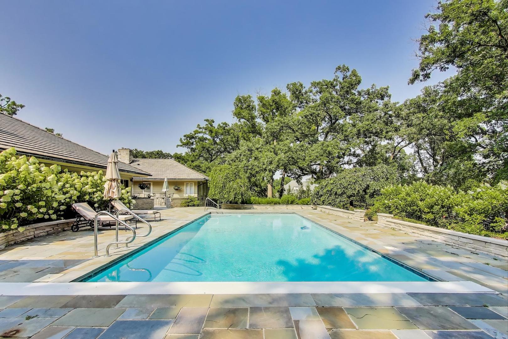 6500 Shady Lane, Burr Ridge, IL 60527