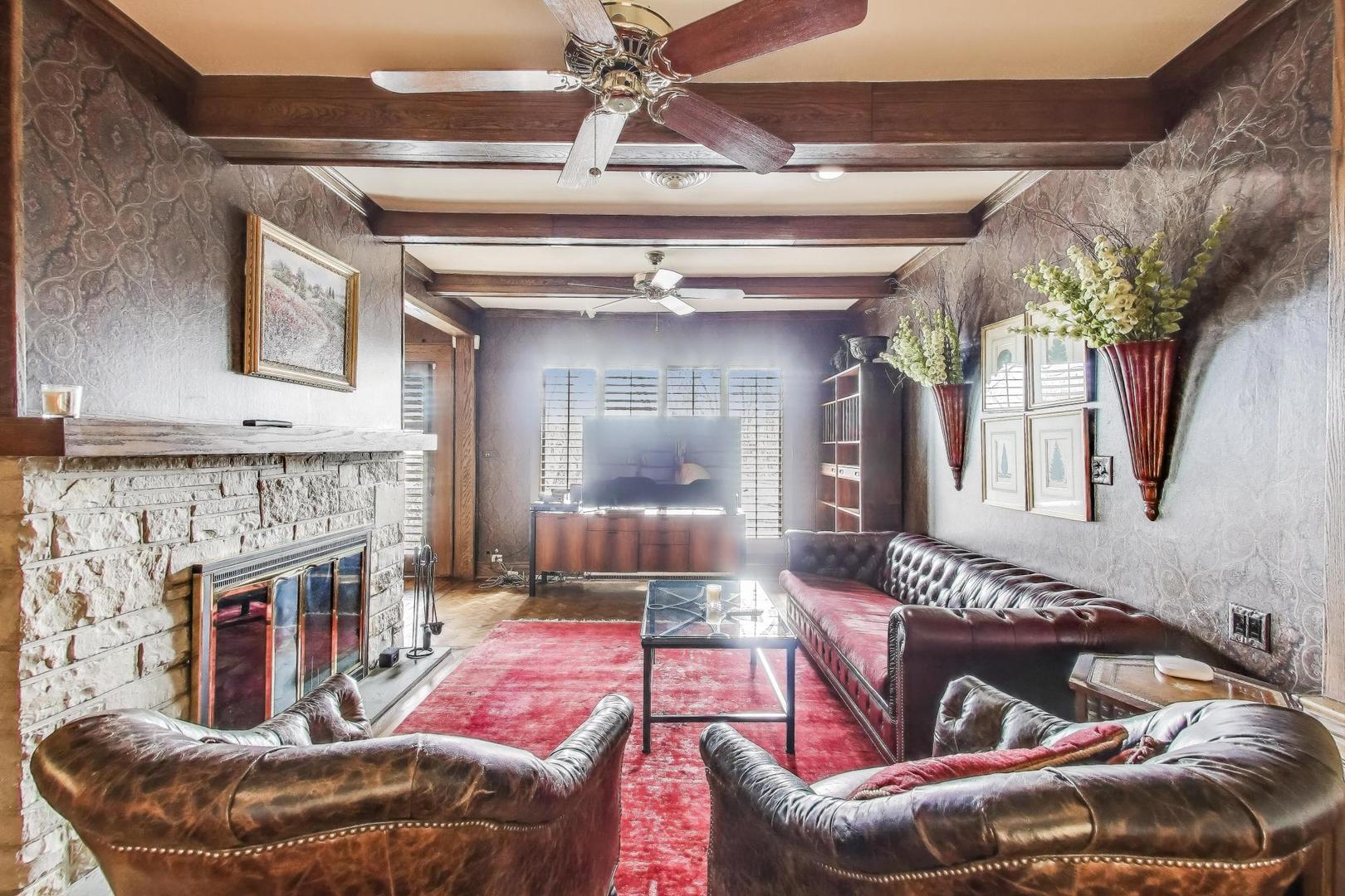 6500 Shady Lane, Burr Ridge, IL 60527