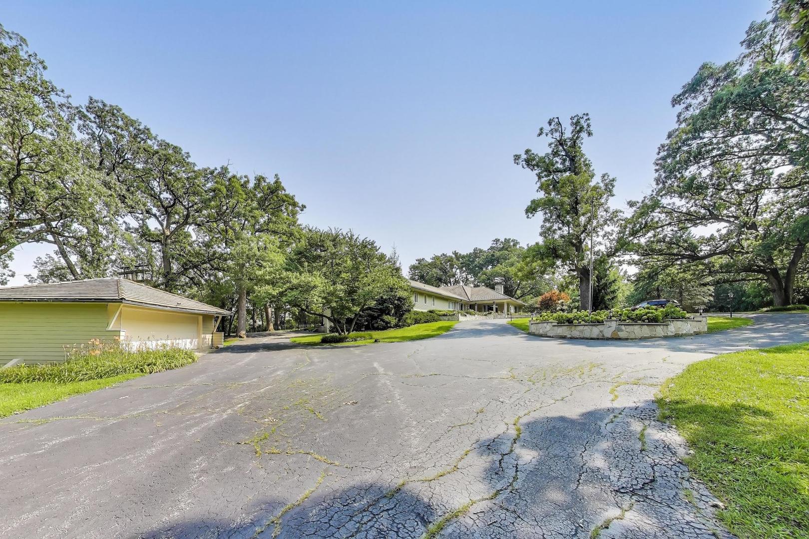 6500 Shady Lane, Burr Ridge, IL 60527