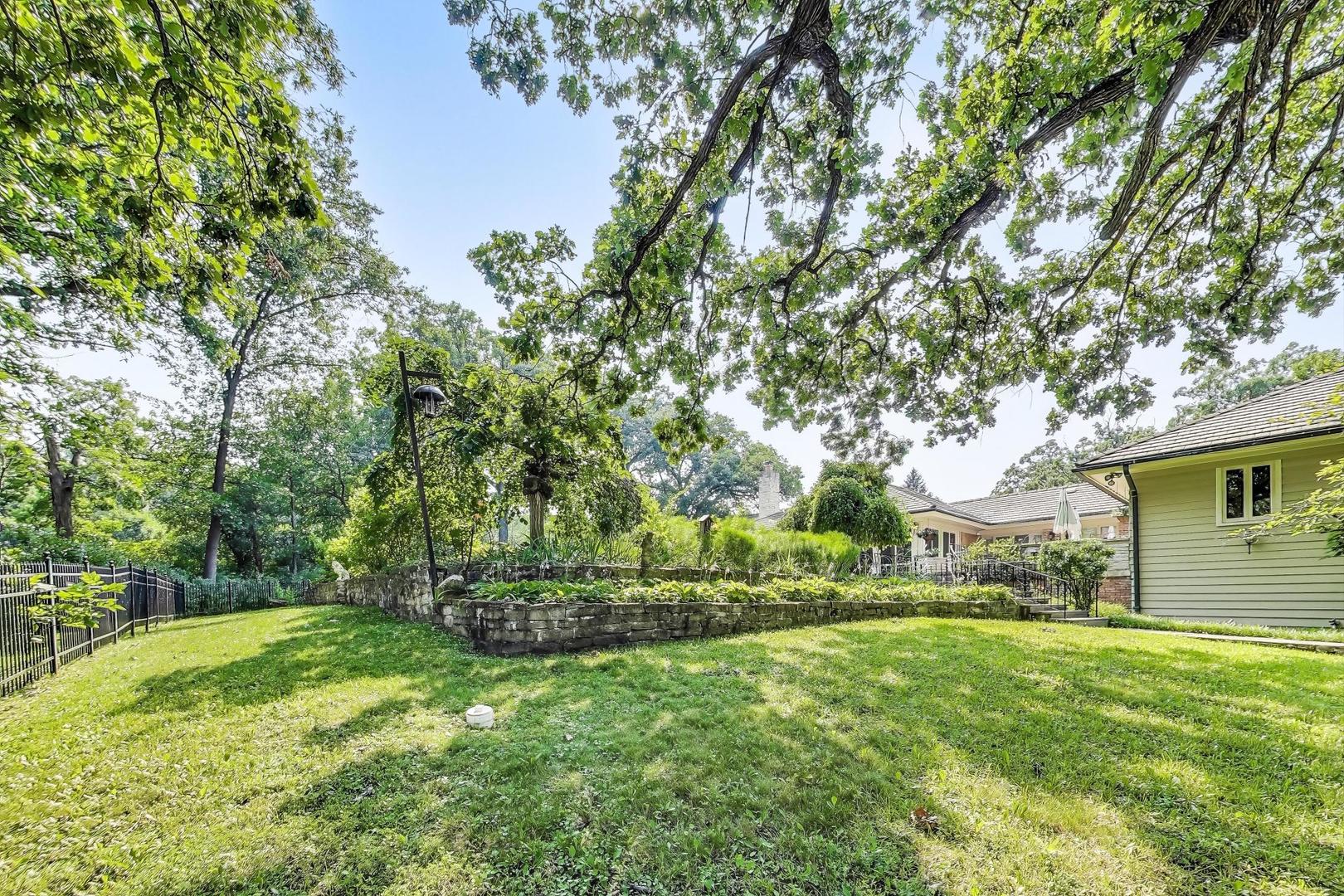 6500 Shady Lane, Burr Ridge, IL 60527