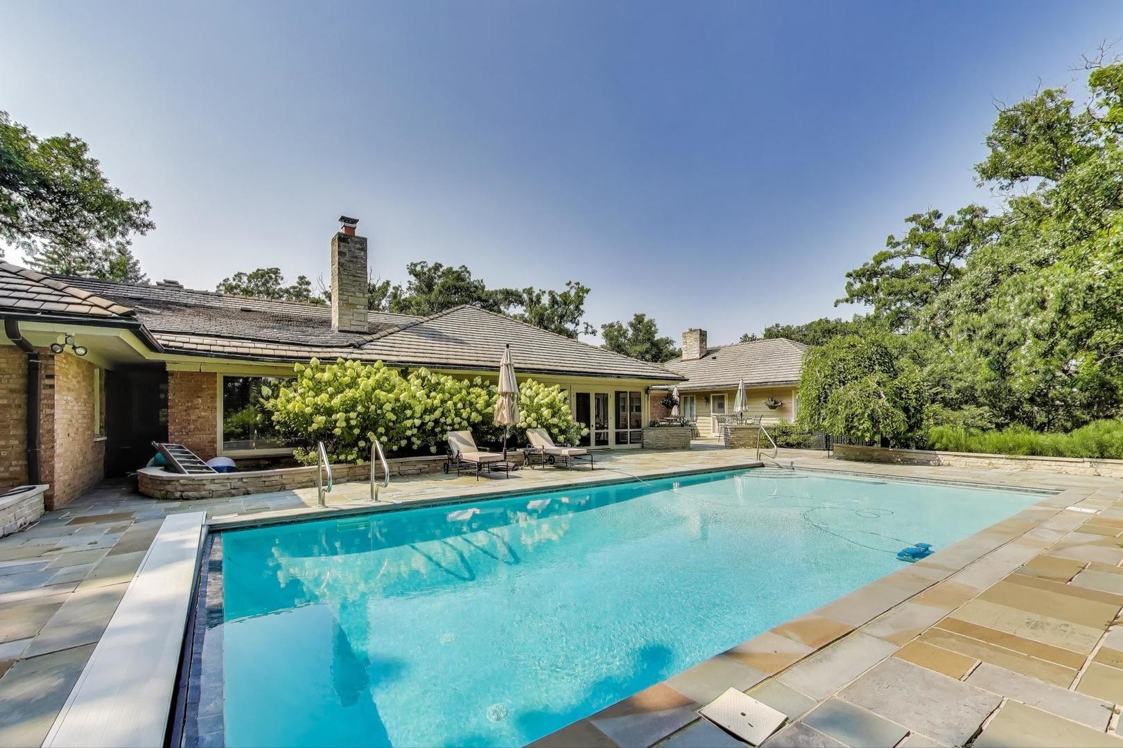 6500 Shady Lane, Burr Ridge, IL 60527