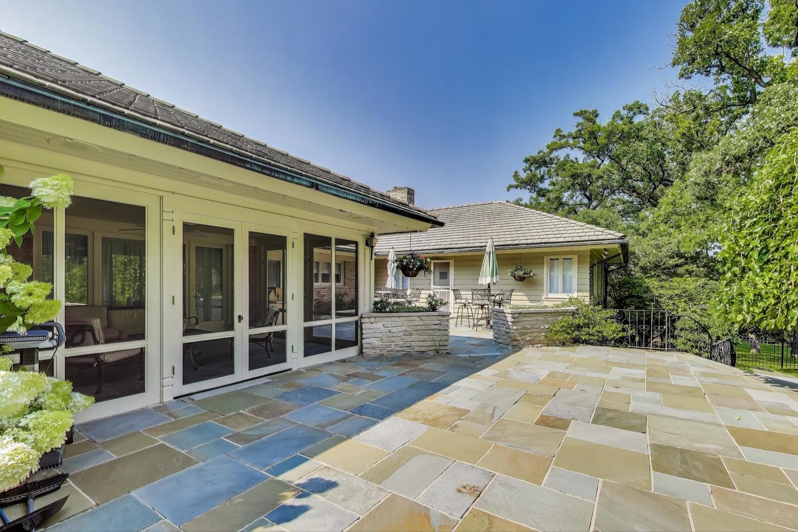 6500 Shady Lane, Burr Ridge, IL 60527