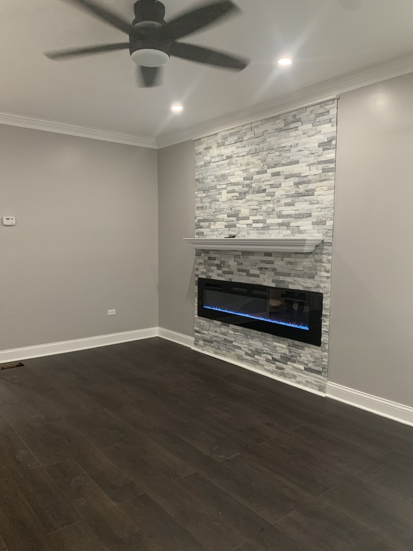 10215 S Emerald Avenue, Chicago, IL 60628